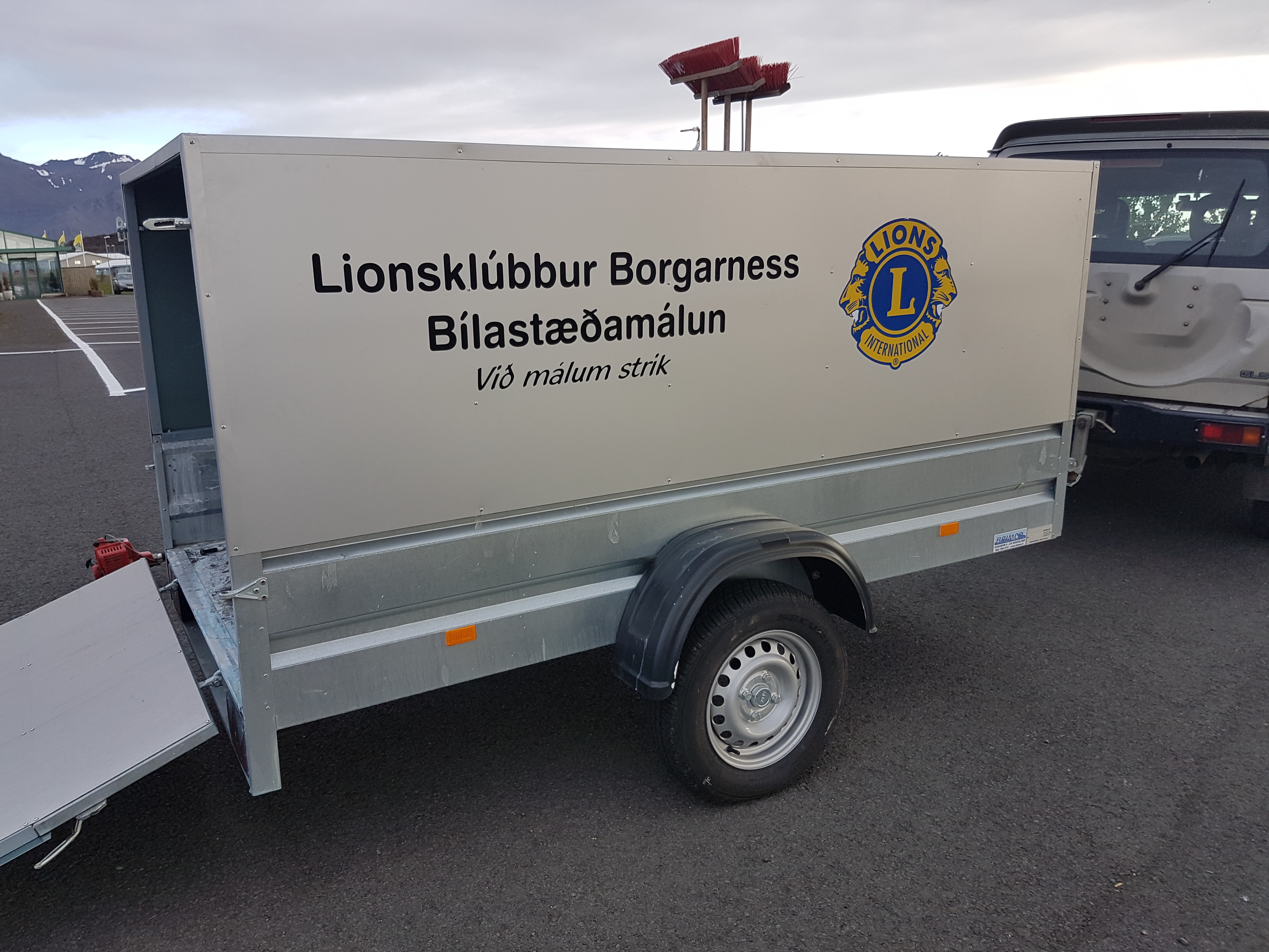 Nýja kerran fyrir búnaðinn