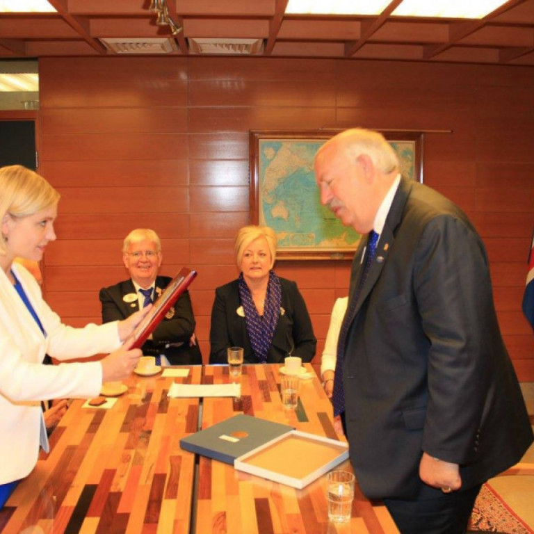 Heimsókn Alþjóðaforseta Lions Bob Corlew til forseta Íslands og utanríkisráðherra