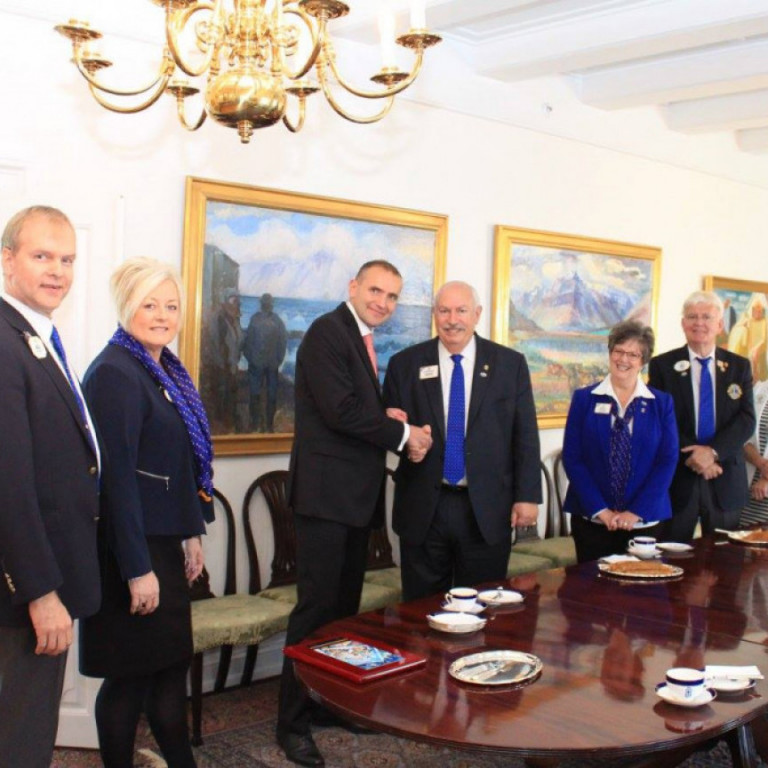Heimsókn Alþjóðaforseta Lions Bob Corlew til forseta Íslands og utanríkisráðherra