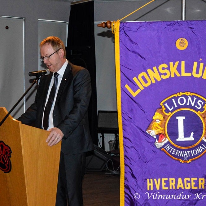 Svæðisstjóri setur hátíðina