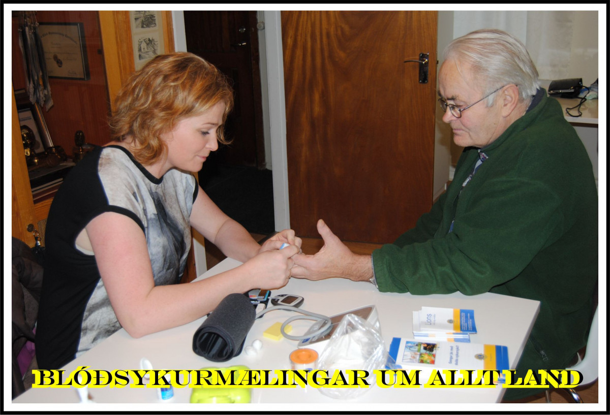 Mynd tekin í Stykkishólmi við blóðsykurmælingar.
