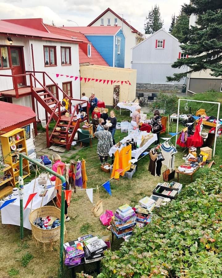 Markaður og kökubazar laugardaginn 27.ágúst 2022.