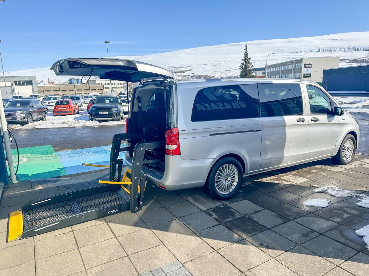 Skammtímavistun fatlaðra á Akureyri færður nýr bíll