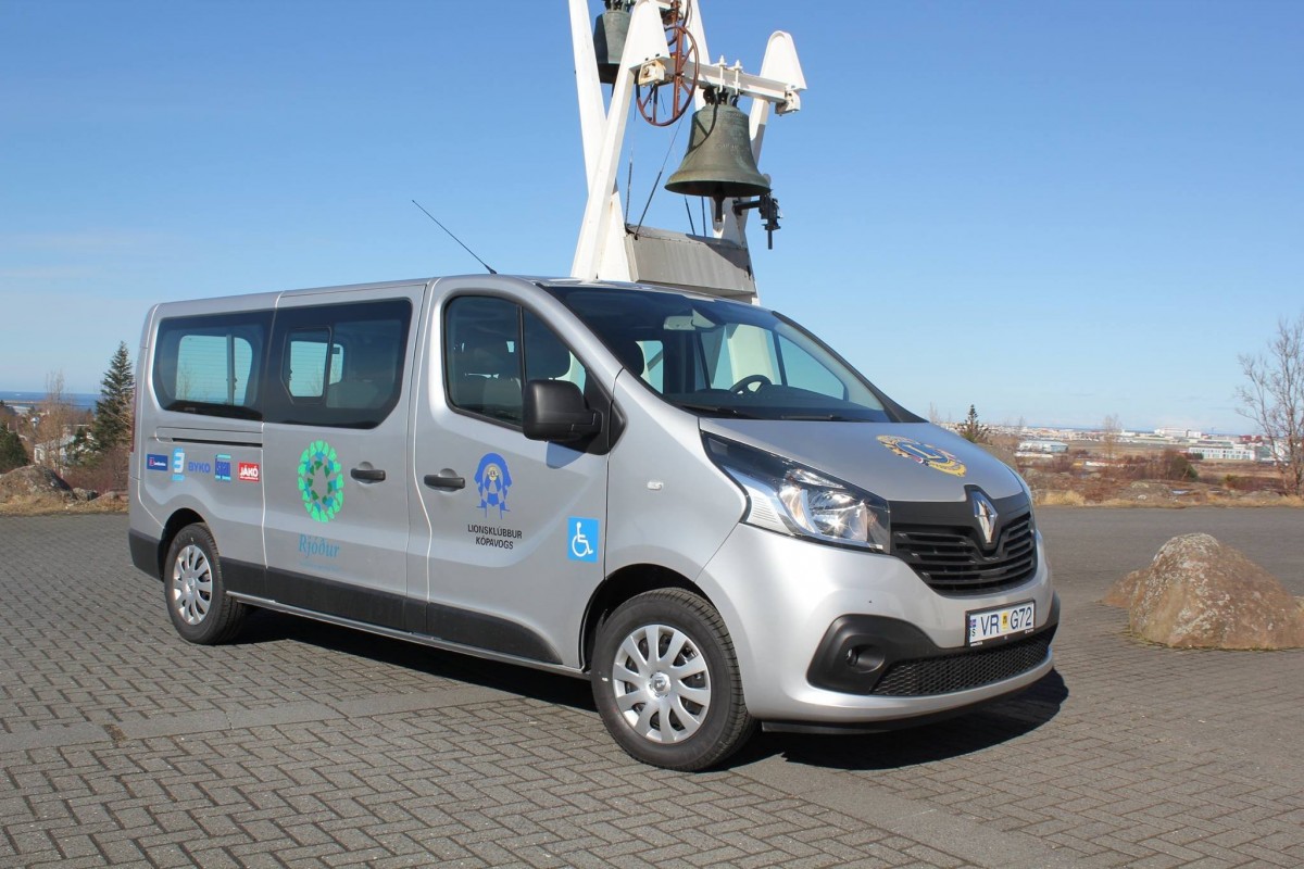 Sérútbúinn Renault Traffic